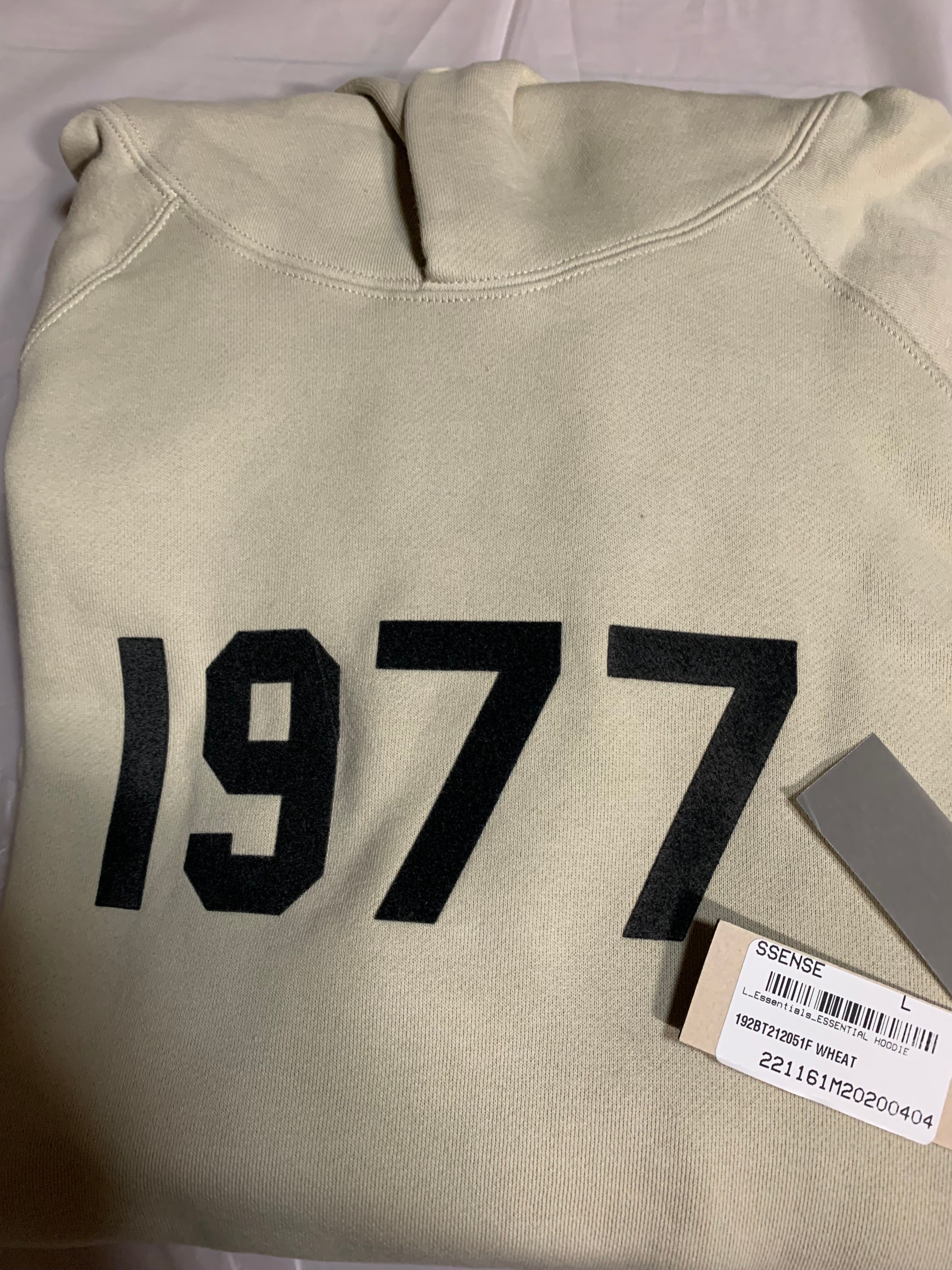 FEAR OF GOD ESSENTIALS 1977 HOODIE "Wheat"