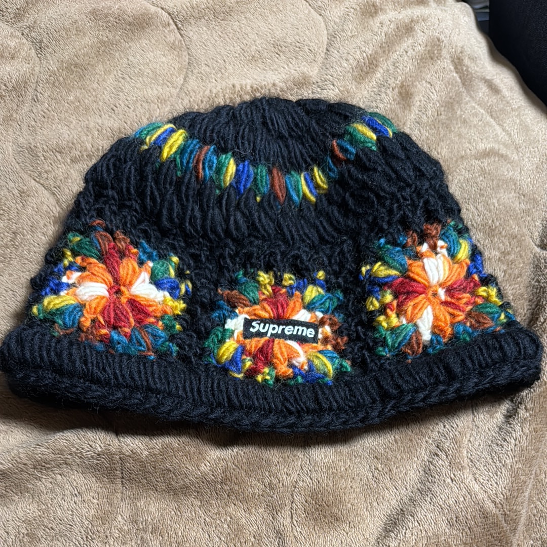 Supreme Crochet Beanie "Black"