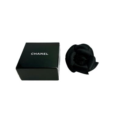 シャネル CHANEL カメリア ブローチ
