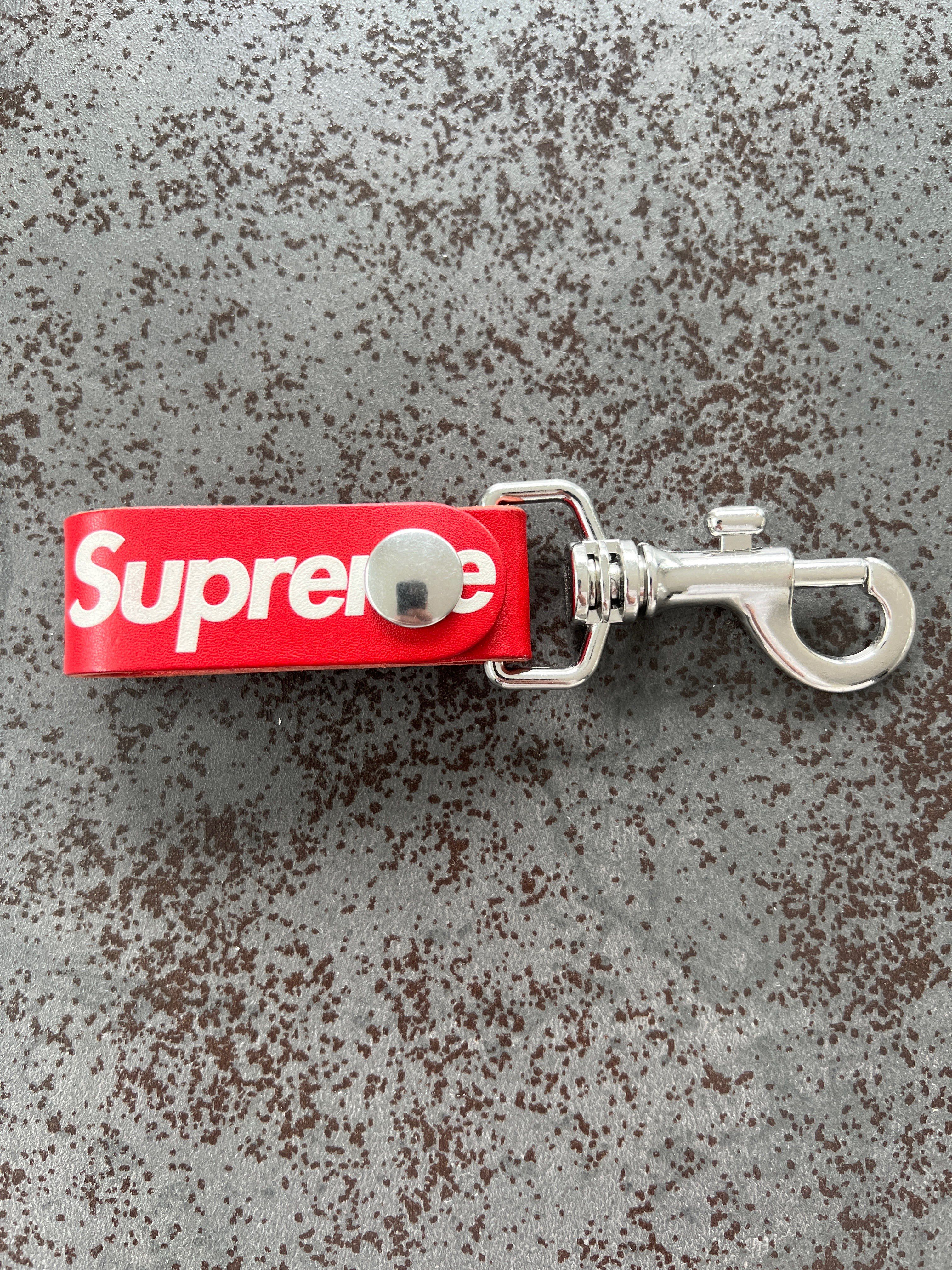 Supreme Leather Key Loop "Red"