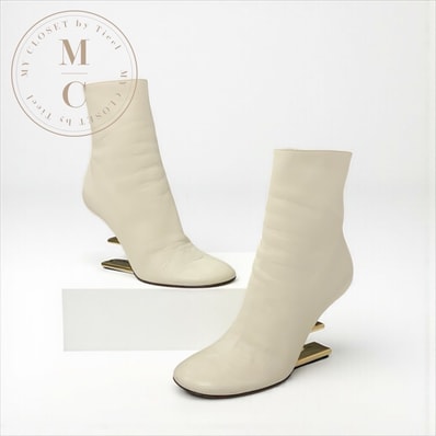 フェンディ FENDI ファースト ブーツ ショートブーツ 靴 シューズ レザー アイボリー ゴールド メタルヒール