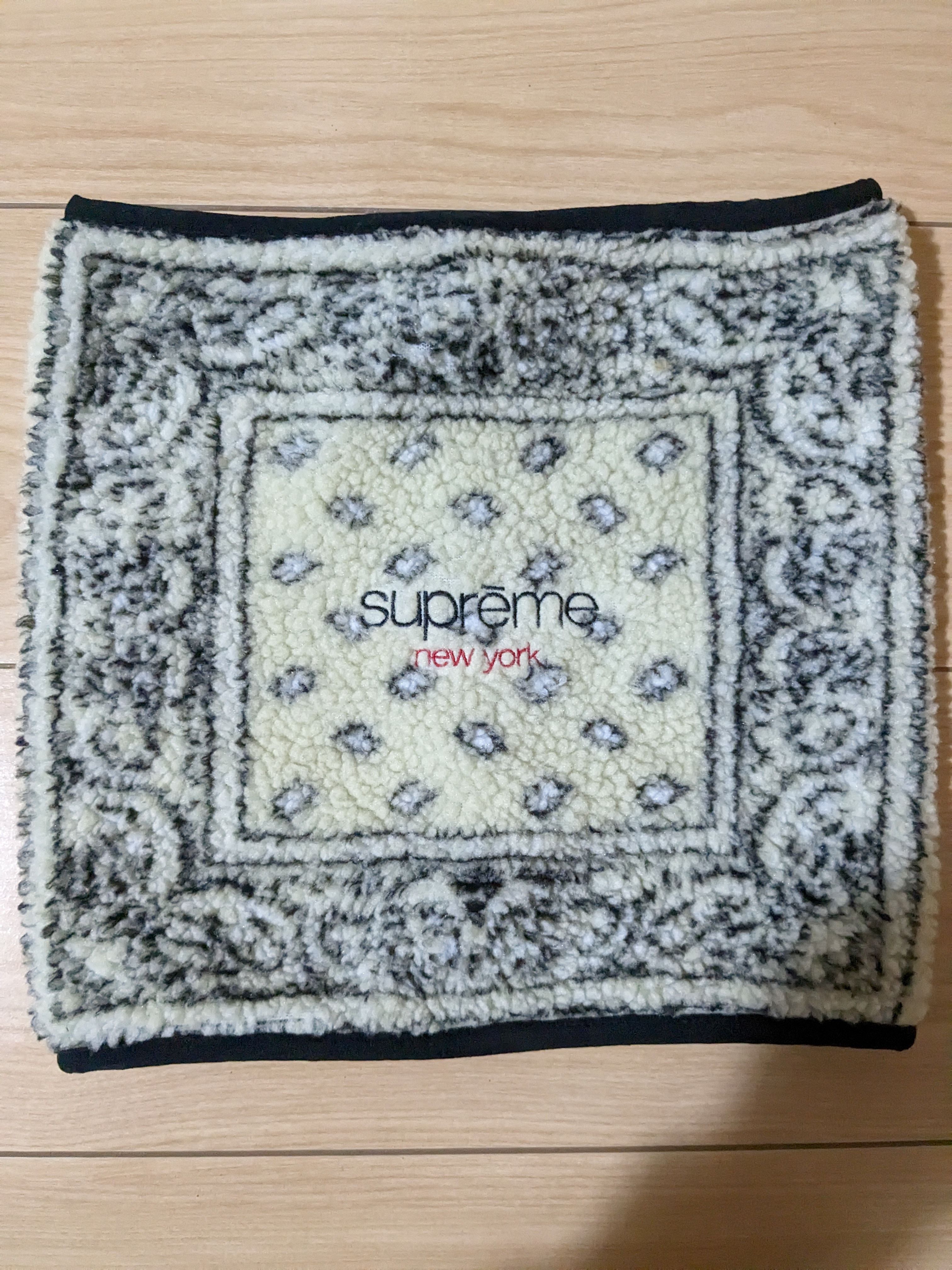 Supreme Bandana Fleece Neck Gaiter 