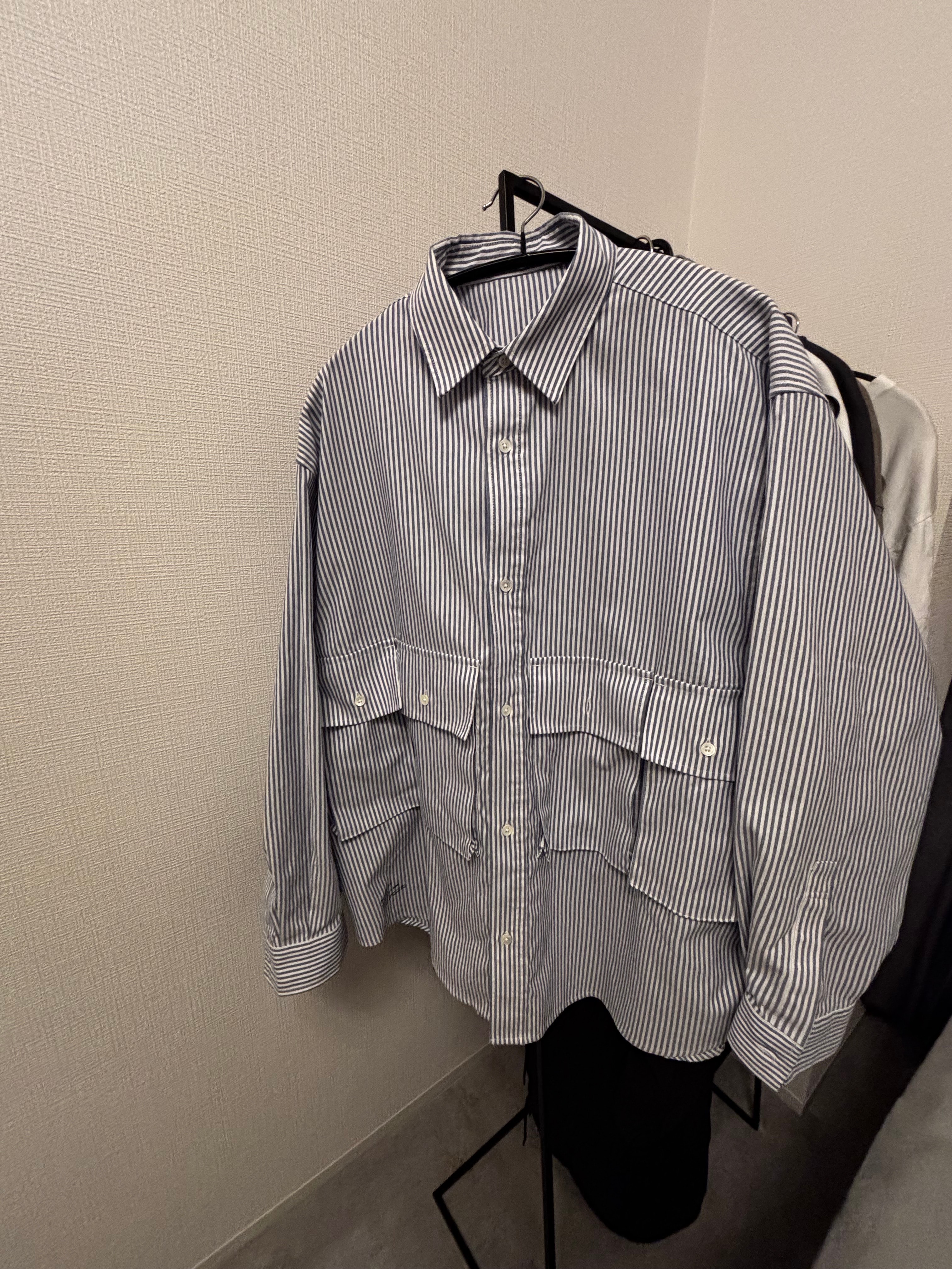 FreshService Dry Oxford Flap Pocket L/S Shirt "Blue Stripe"
