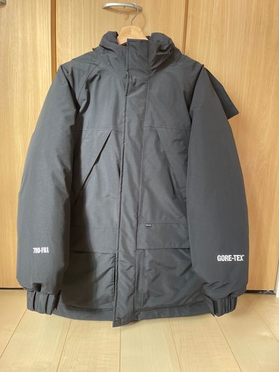 Supreme GORE-TEX 700-Fill Down Parka "Black"