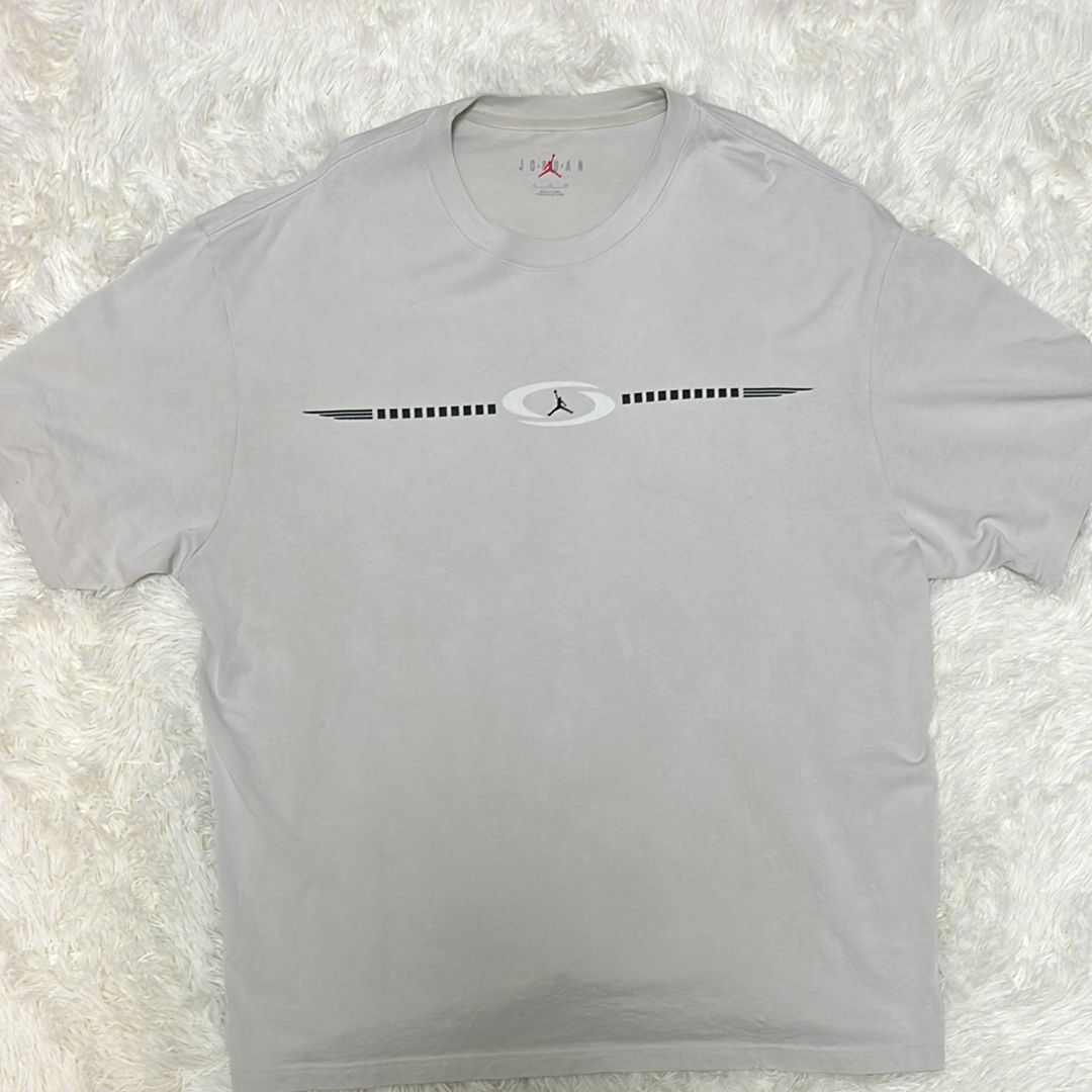 トラヴィススコット x ナイキ ジョーダン ロゴ Tシャツ "ホワイト" DZ5510-072