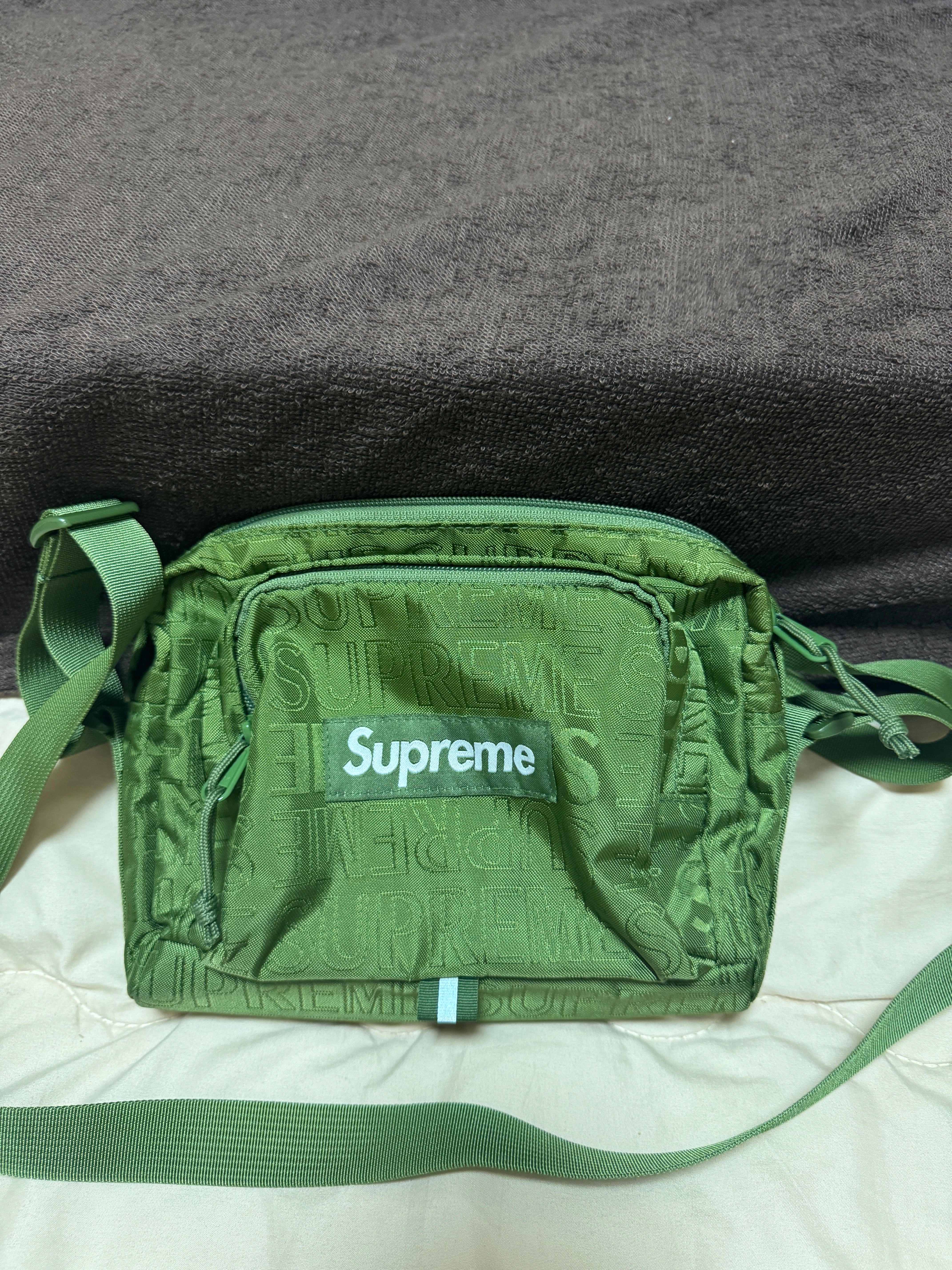 シュプリーム 19年SS Supreme Shoulder bag Ice Buy Supreme Shoulder Bag 'Ice' - SS19B10 ICE | GOAT