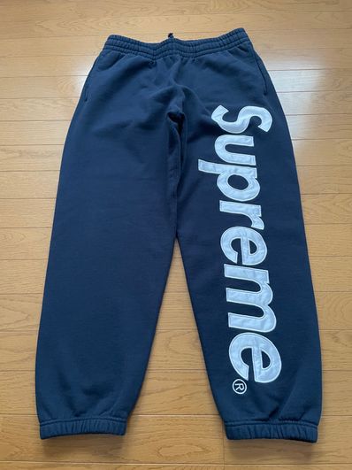 Supreme Satin Applique Sweatpant "Navy" (22FW)