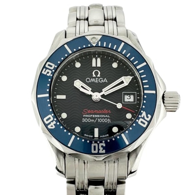 美品 OMEGA オメガ シーマスター プロフェッショナル 300m デイト 22248000 腕時計 ステンレススチール クォーツ ブルー文字盤 レディース【中古】