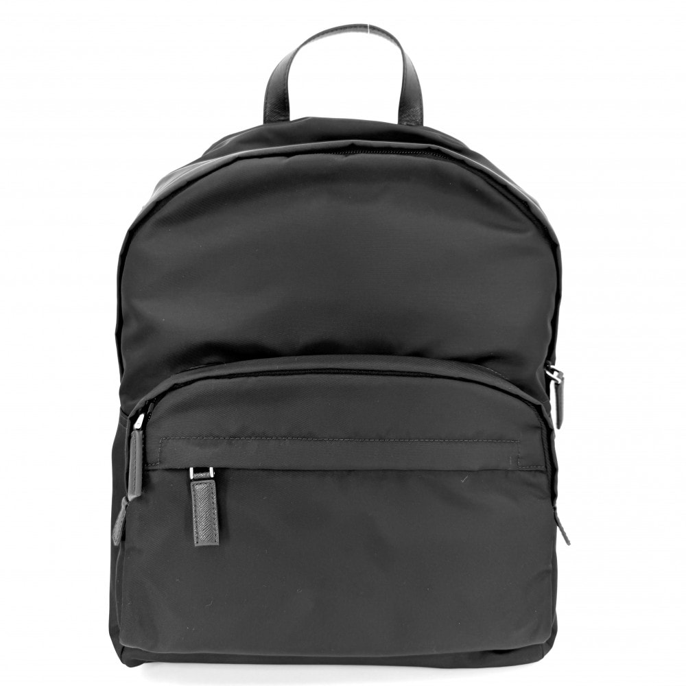 PRADA プラダ リュック トライアングルロゴ バックパック メンズ レディース 2VZ066 ナイロン    ブラック 黒 シルバー金具 ユニセックス 美品【中古品】