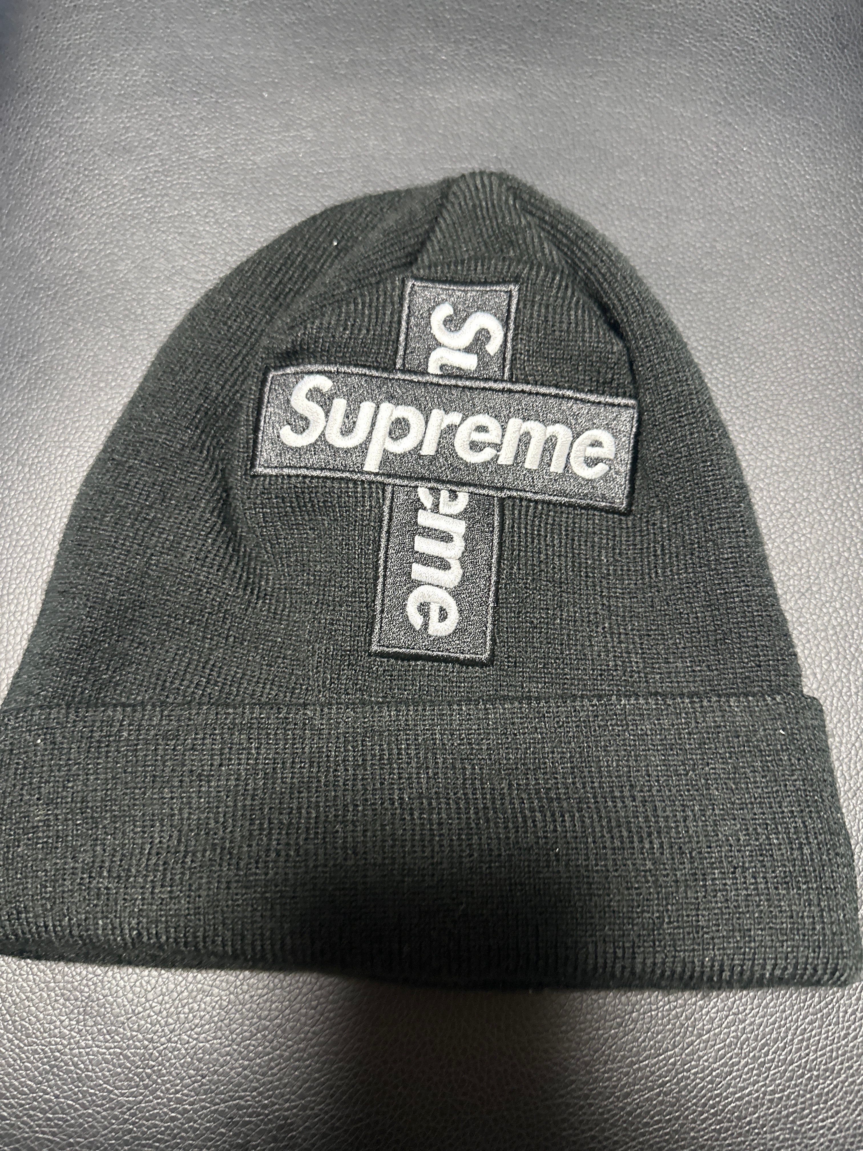 Supreme New Era® Cross Box Logo Beanie "Black"