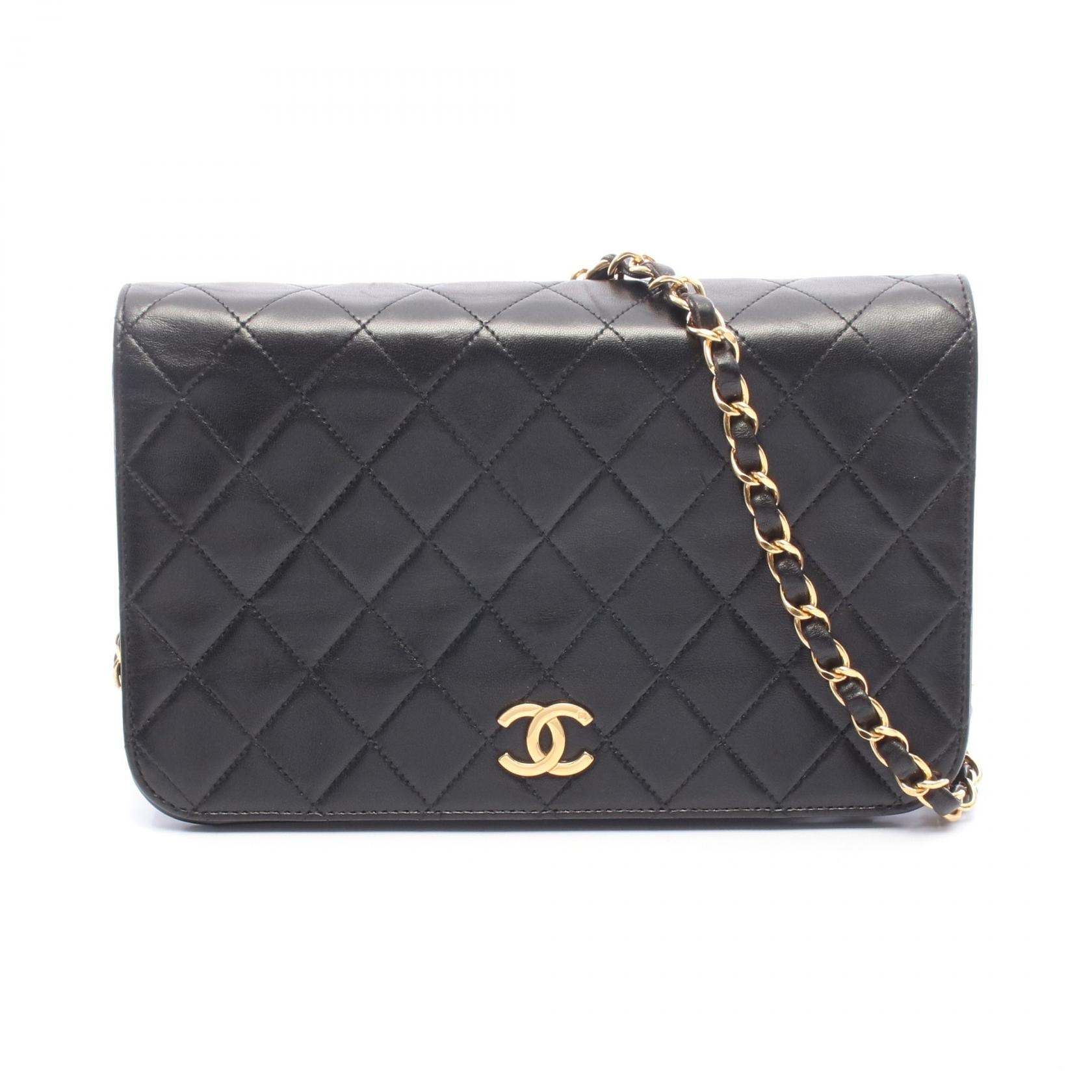 シャネル CHANEL マトラッセ フルフラップ ショルダーバッグ バッグ ラムスキン(羊革) レディース ブラック系 【中古】