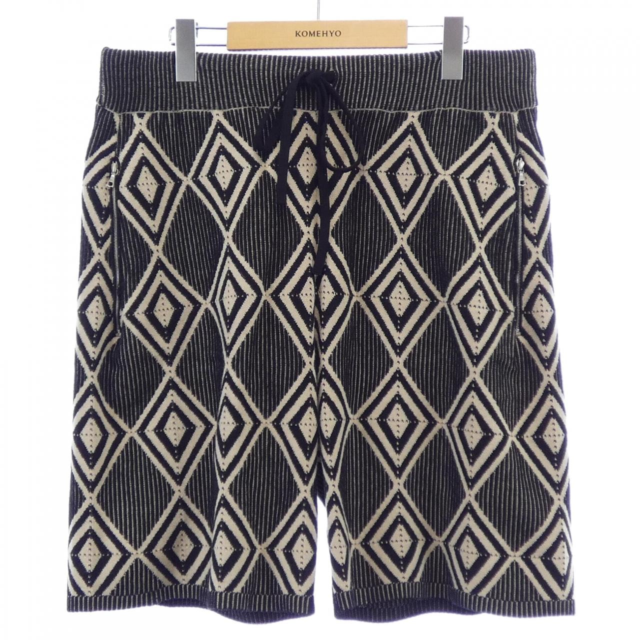 ドリスヴァンノッテン DRIES VAN NOTEN ショートパンツ