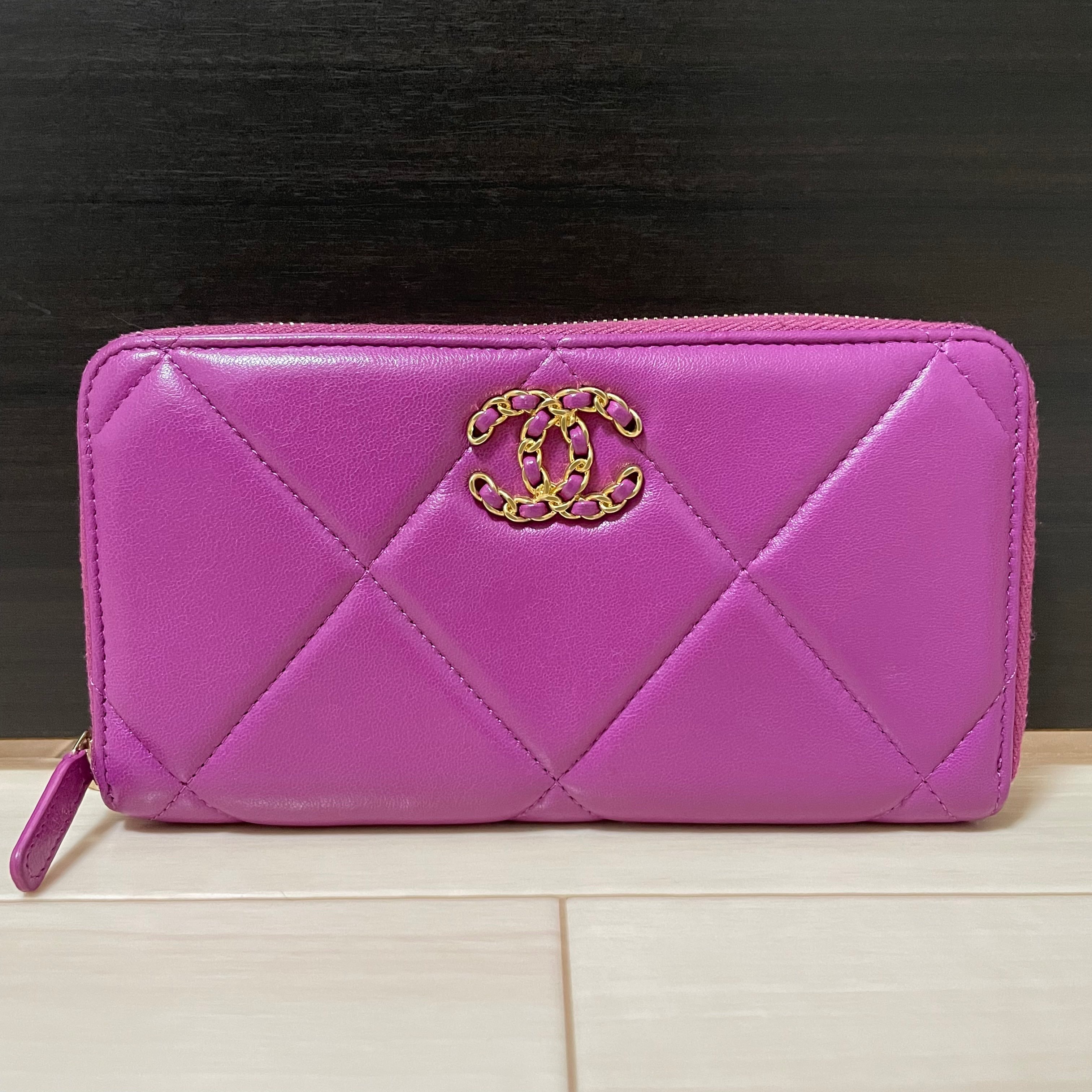 シャネル 長財布 19 ナインティーン ジップ ラムスキン AP1063