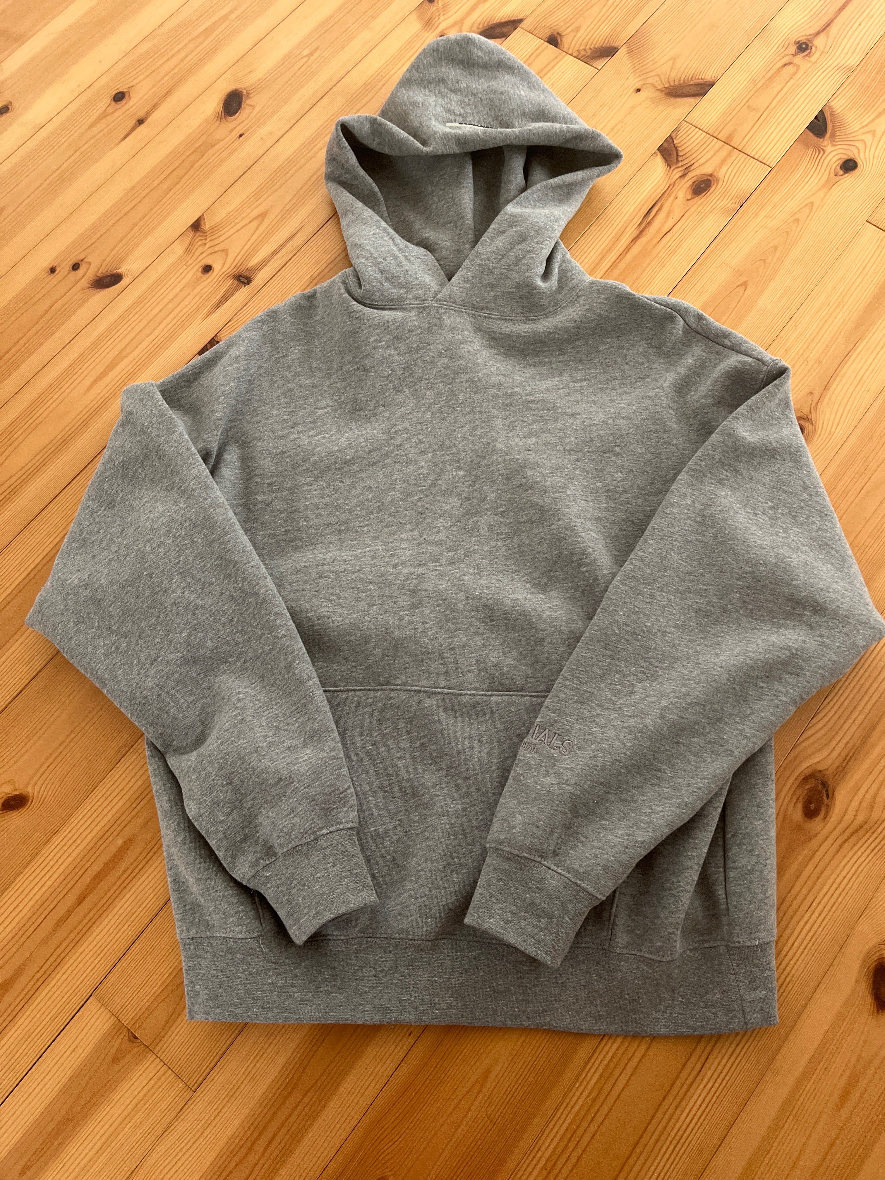 FEAR OF GOD ESSENTIALS 3M Logo Pullover Hoodie "Grey"