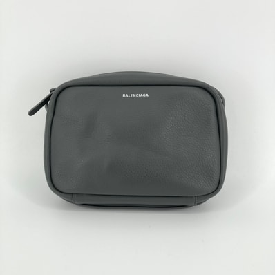 BALENCIAGA(バレンシアガ) エブリデイ カメラ レザー オープンポケット 489812 ショルダーバッグ ブラック