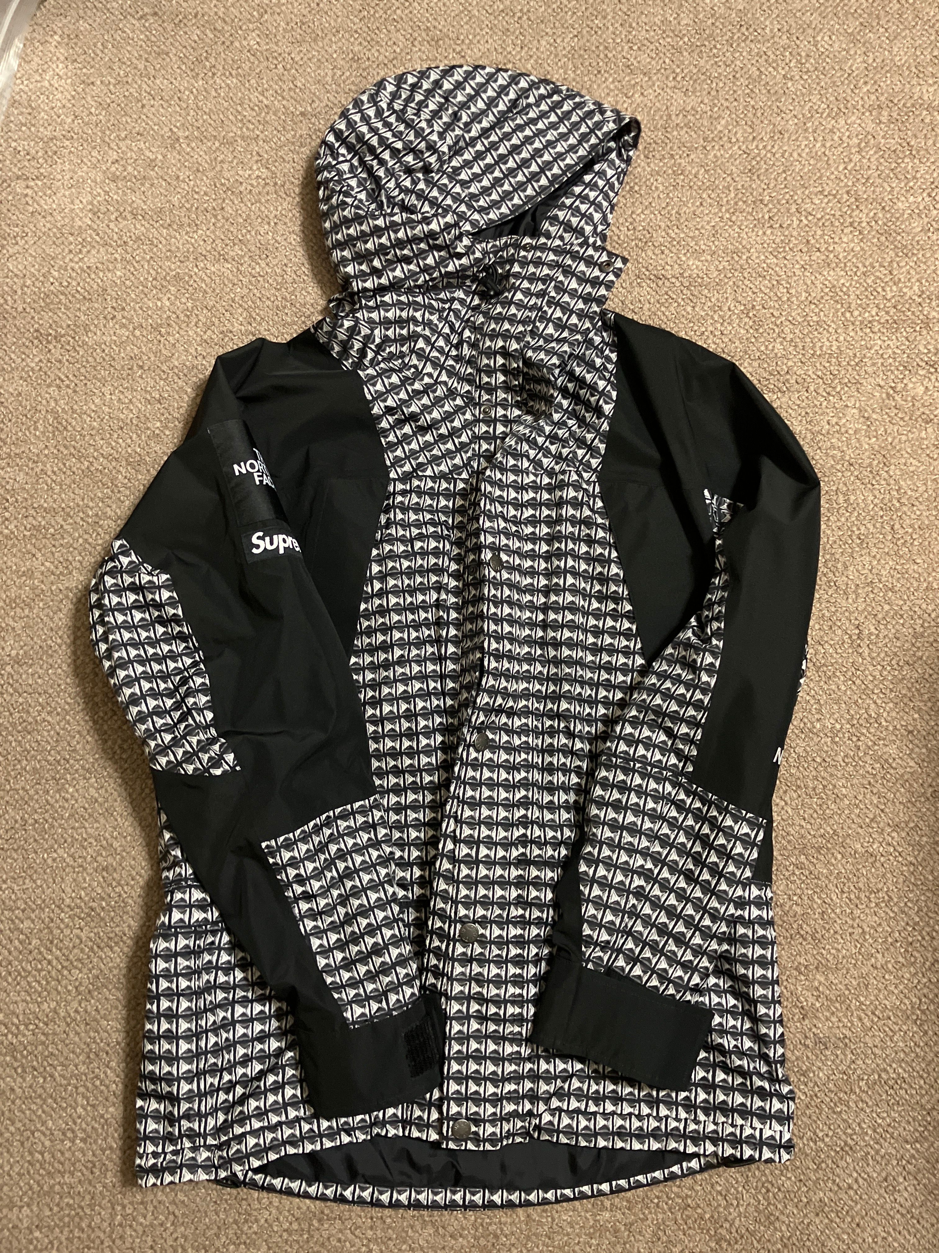 Supreme x The North Face Studded Mountain Light Jacket "Black"