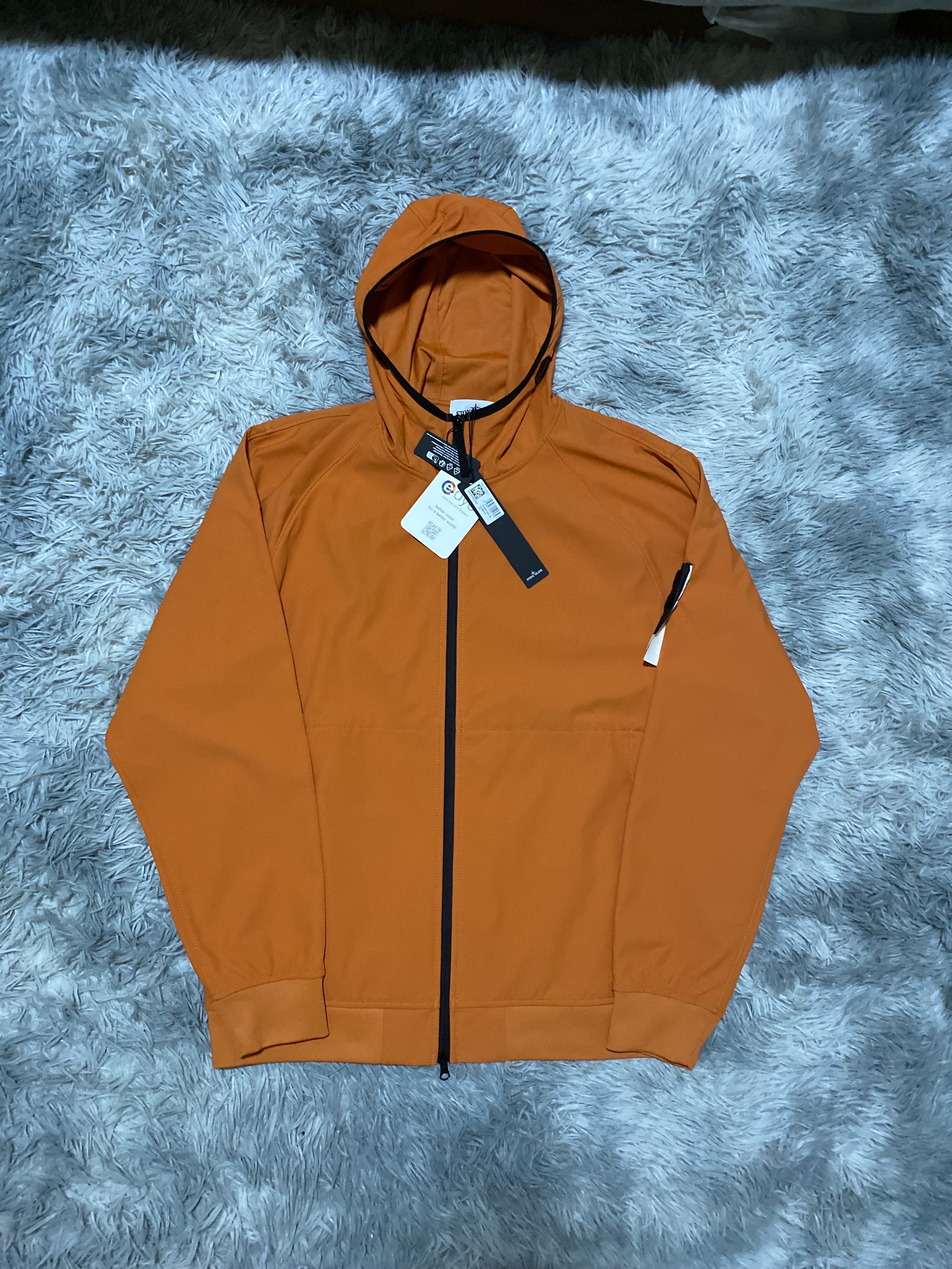 Stone Island 40927 Light Soft Shell-R E.Dye Technology Recycled Polyester Hooded Jacket - 23SS "Sienna Brown"