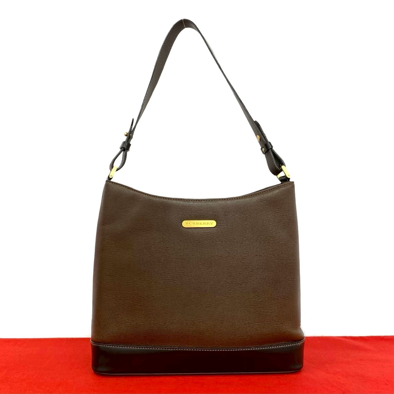 BURBERRY バーバリー ロゴ 金具 ノバチェック シャドーホース レザー ショルダーバッグ ブラウン
 64771