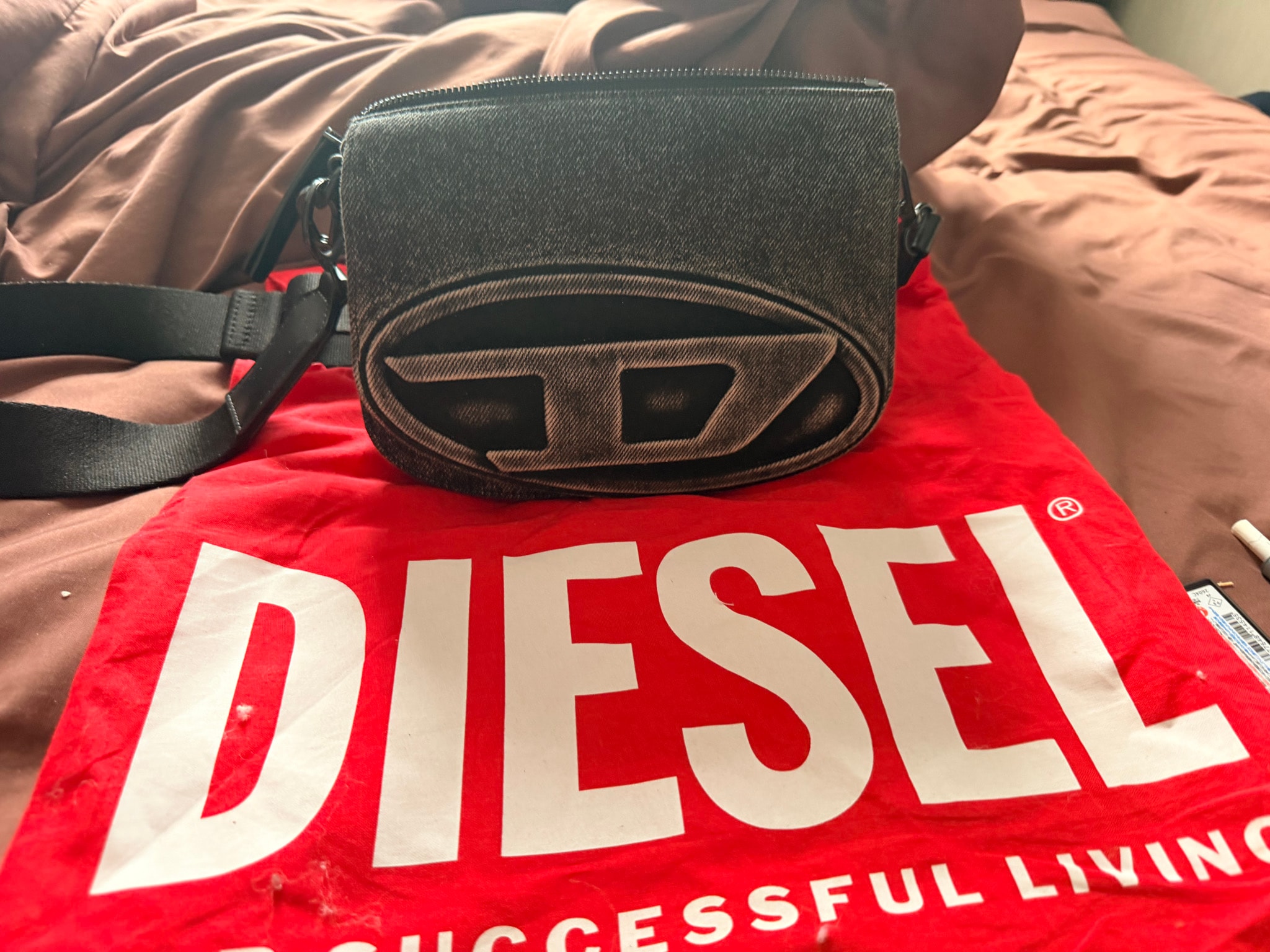 Diesel 1Dr Camera Bag 1Dr-Camera Bag In Stonewashed Denim "Black"