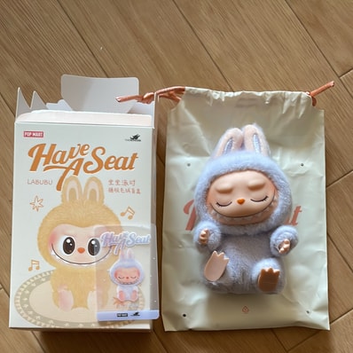 POP MART THE MONSTERS (LABUBU) Have a Seat Plush Series ZIZI