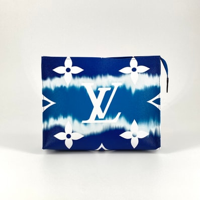 LOUIS VUITTON(ルイ・ヴィトン) ポシェット トワレ26 LVエスカル M69136 ポーチ ブルー