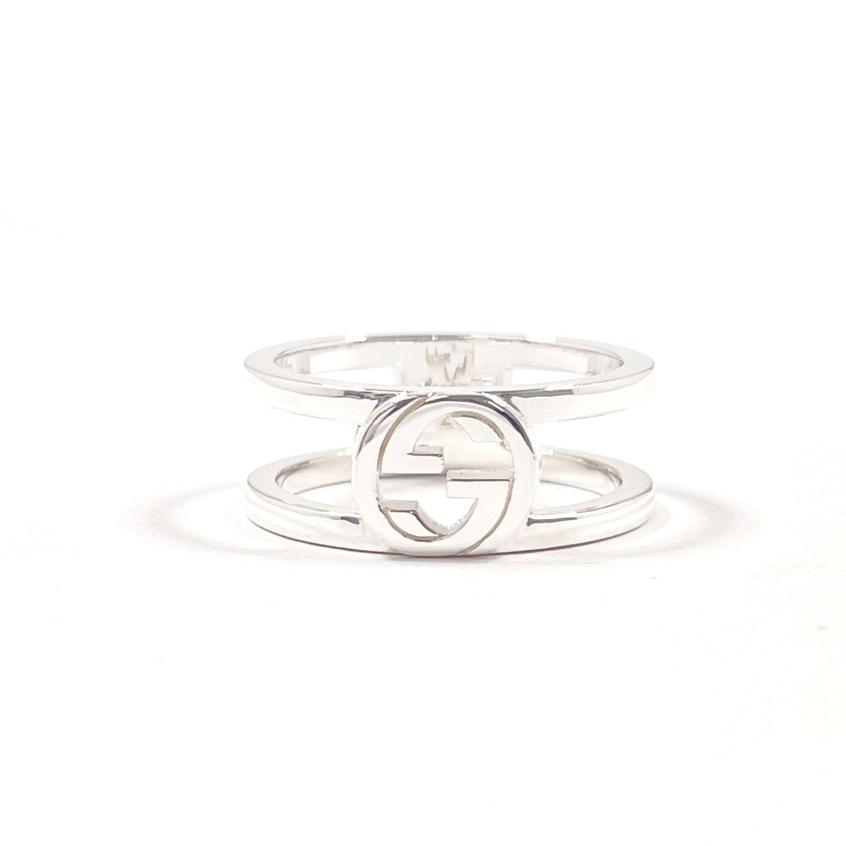 グッチ リング・指輪 インターロッキング G ワイドリング  シルバー