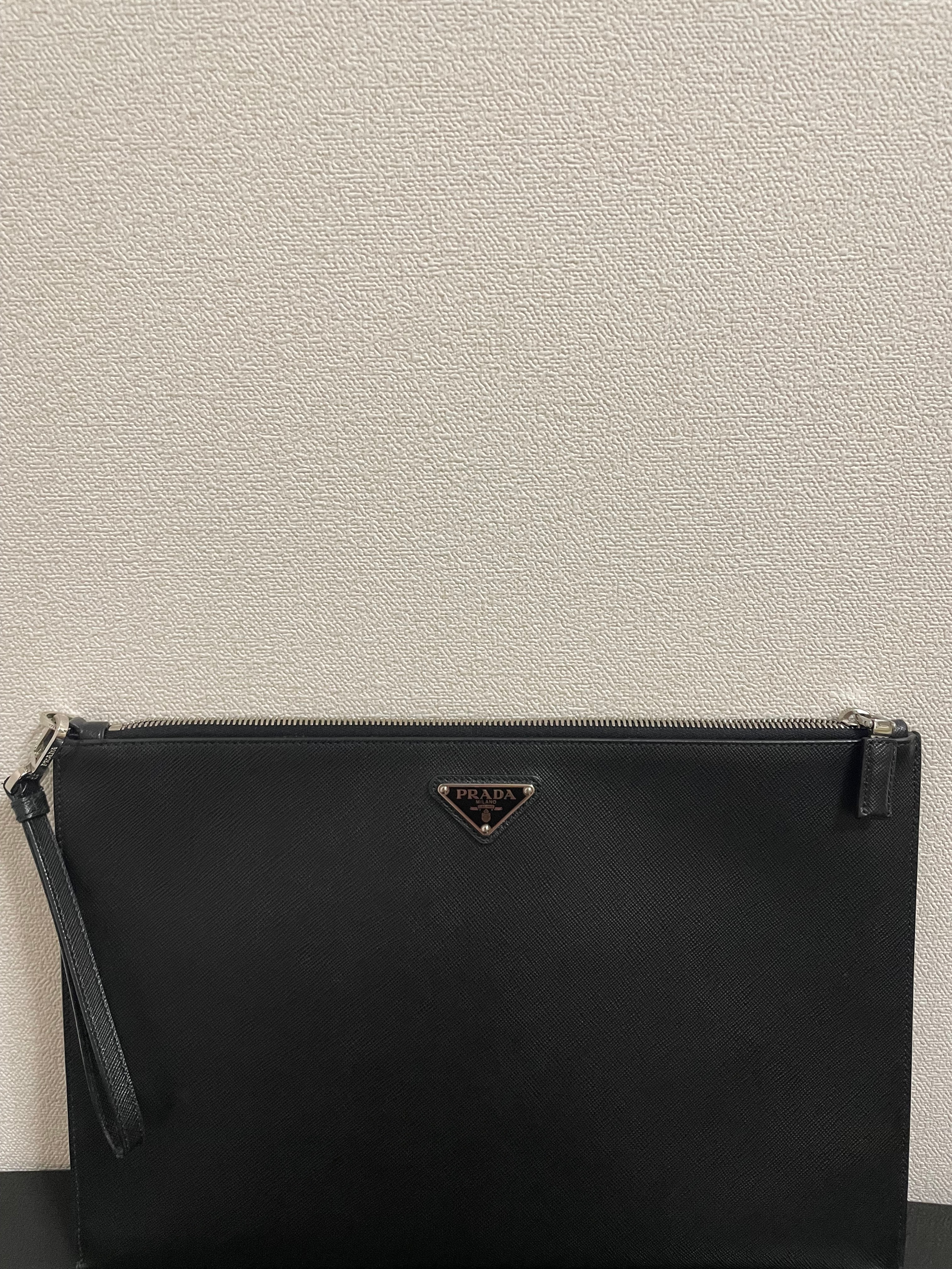 PRADA Pocono Safiano Clutch "Black"