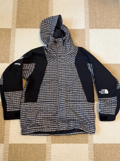 Supreme x The North Face Studded Mountain Light Jacket "Black"