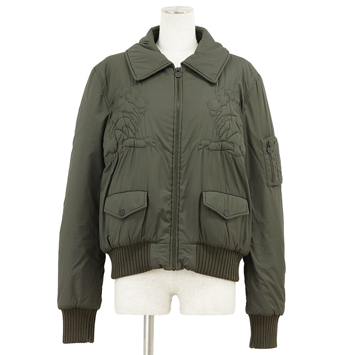 【美品】CHANEL シャネル ブルゾン サイズ 38 レディース P50121 ロゴ COCOマーク ライオン ステッチ 中綿 ボンバージャケット アウター カーキグリーン 緑 イタリア製 カール・ラガーフェルド期