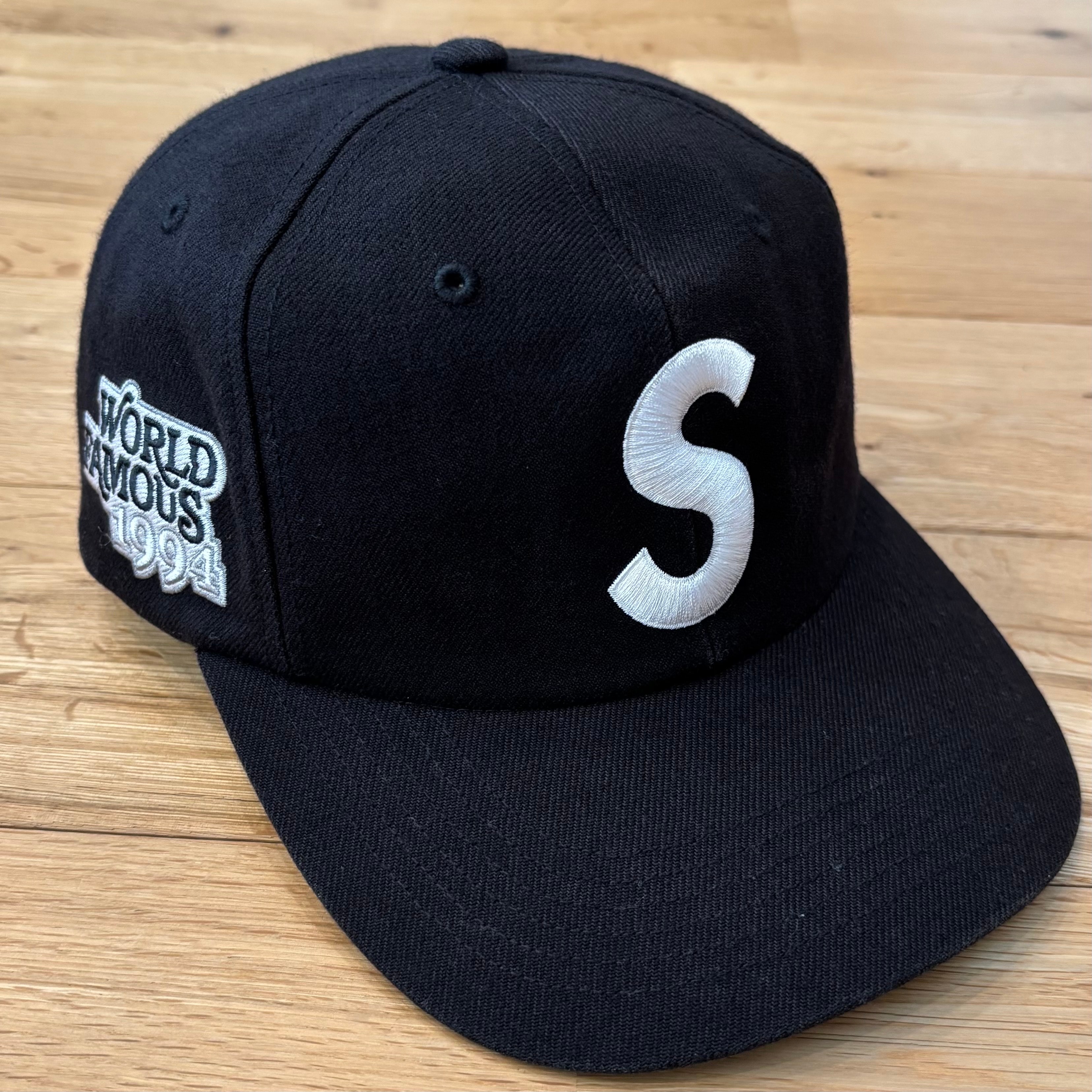 Supreme World Famous S Logo 6-Panel "Black"