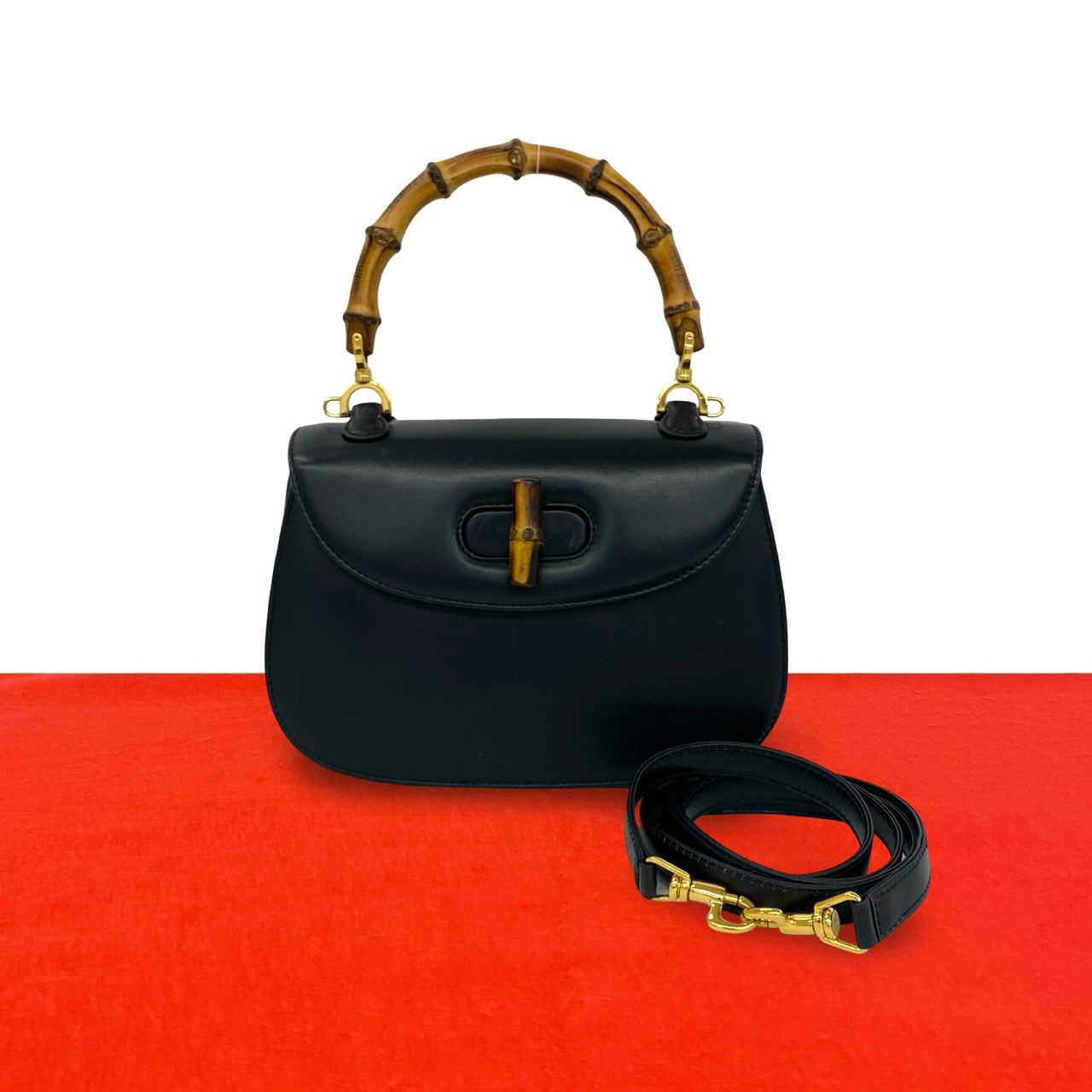 GUCCI グッチ バンブー レザー ショルダーバッグ ネイビー
76632