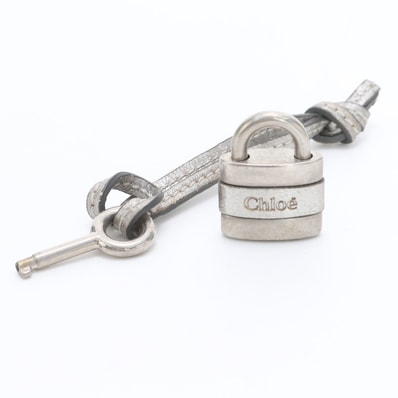 ■美品 クロエ キー 鍵 南京錠 パディントン 財布 用カデナ レザー