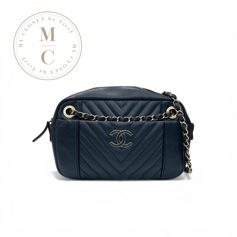 シャネル CHANEL バッグ ショルダーバッグ ネイビー ゴールド ココマーク シェブロン Vステッチ ダブルチェーン