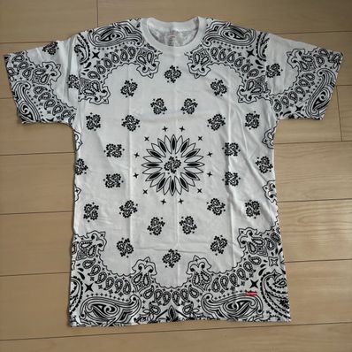 Supreme x Hanes Bandana Tagless Tees (2 Pack) "White"