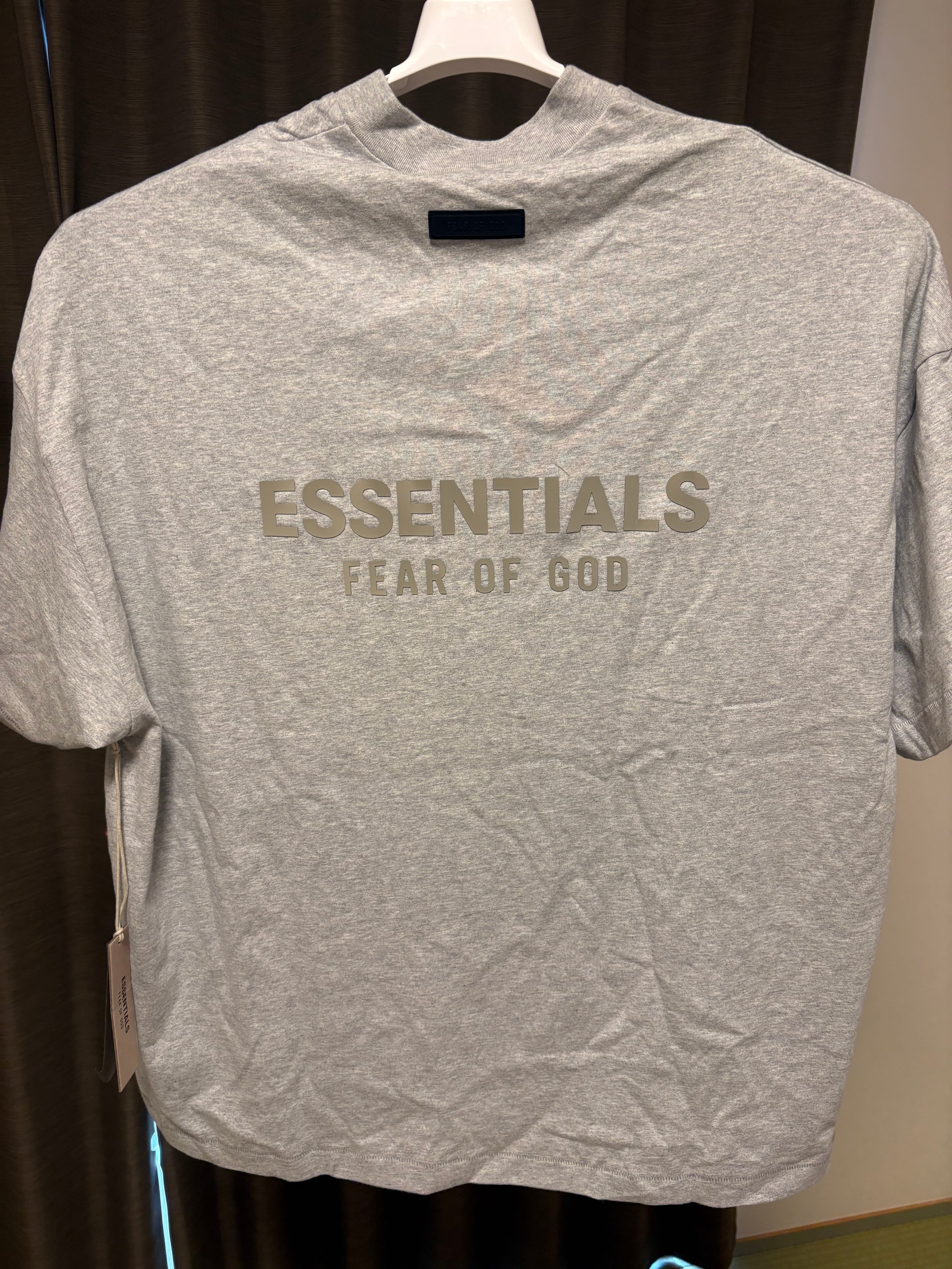 FEAR OF GOD ESSENTIALS V-neck T-shirt "Light Heather Grey"