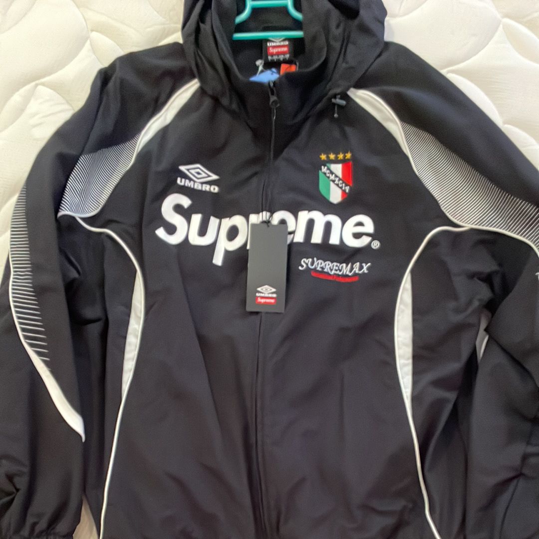 Supreme / Umbro Track Jacket "Black"