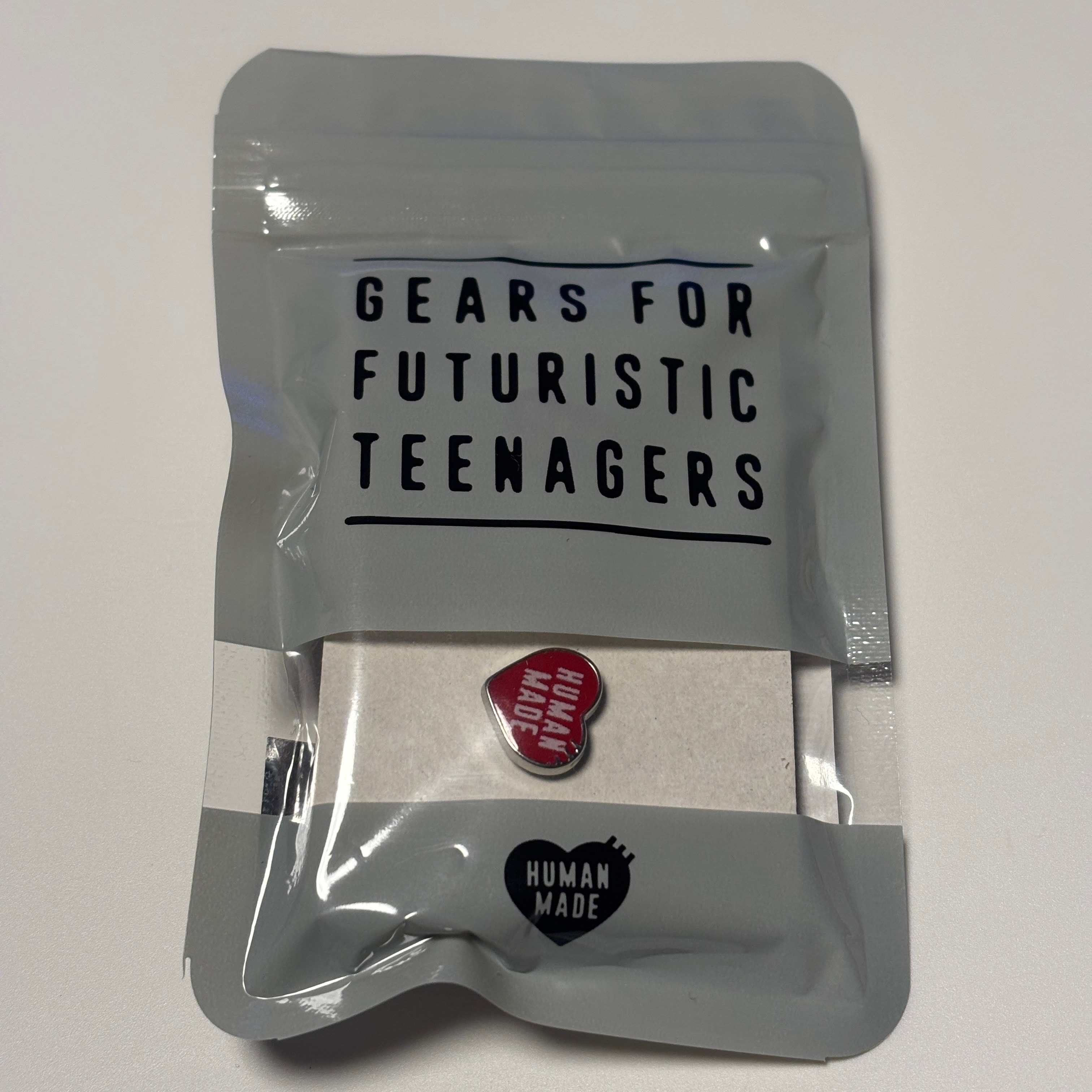 HUMAN MADE Heart Earrings "Red" HM29GD156