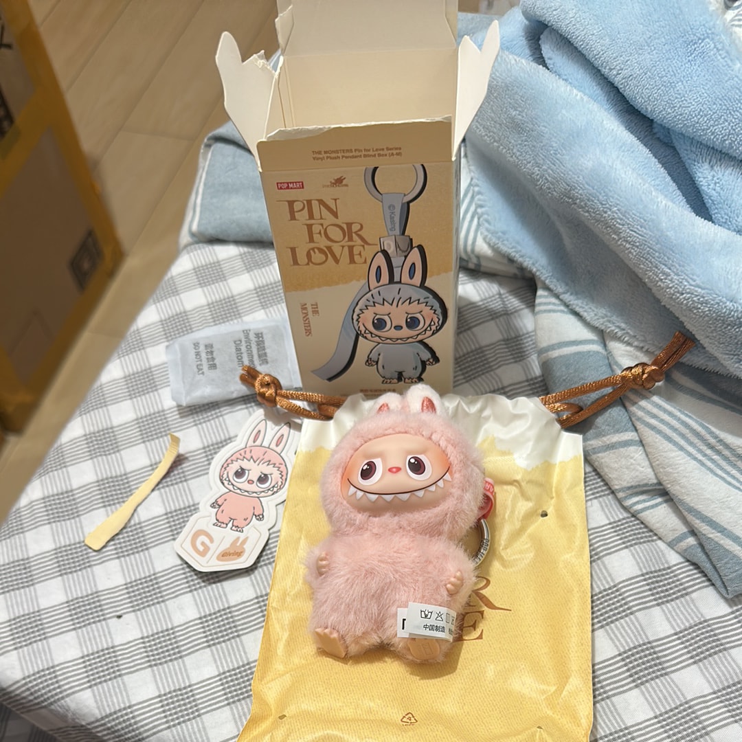 POP MART THE MONSTERS (LABUBU) Pin for Love Series-Vinyl Plush Pendant (A-M) G