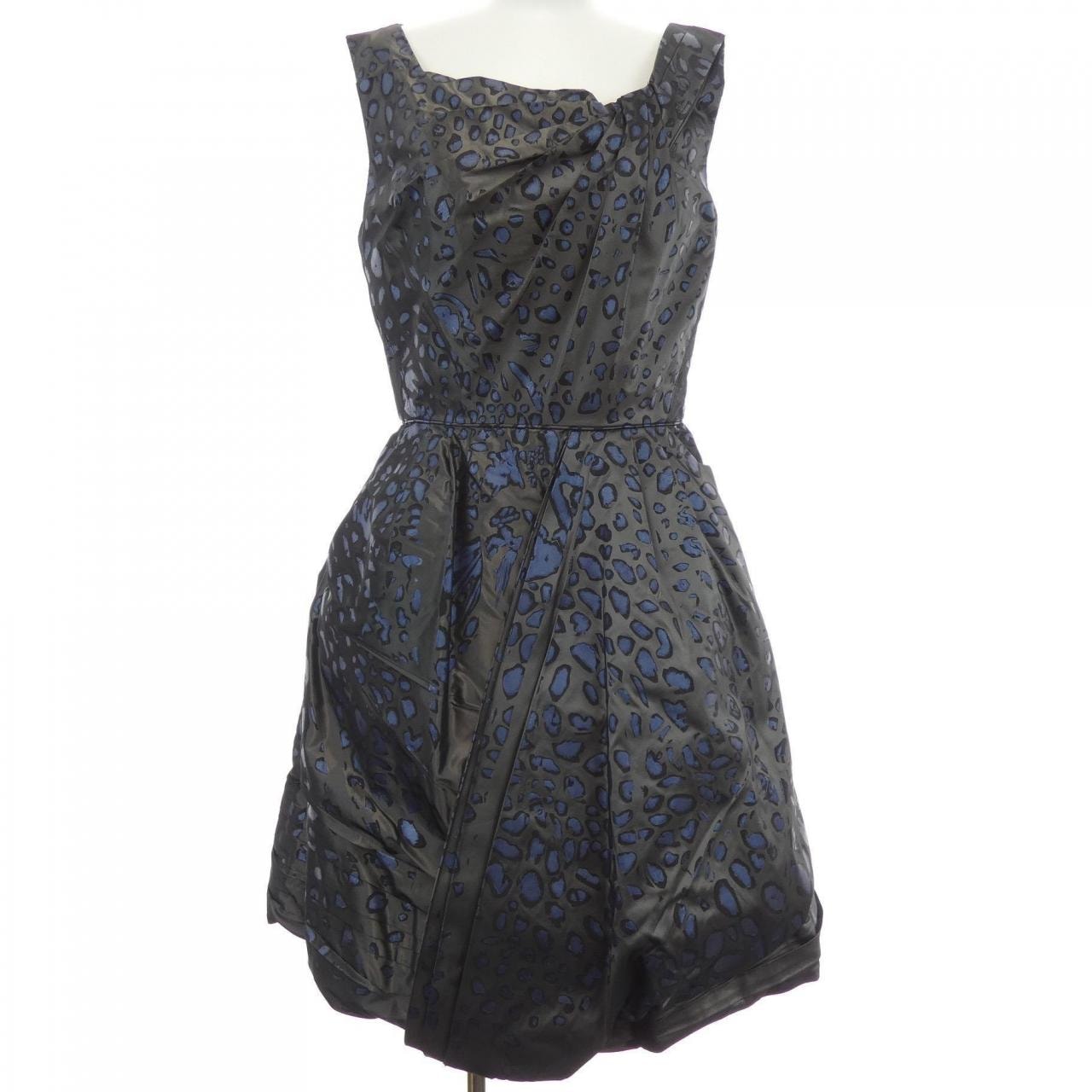 ロエベ LOEWE ワンピース