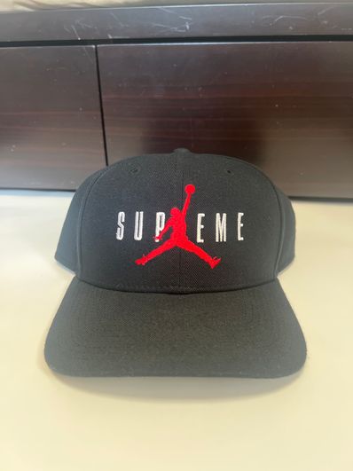 Supreme NIKE Air Jordan 6-Panel Cap "Black"