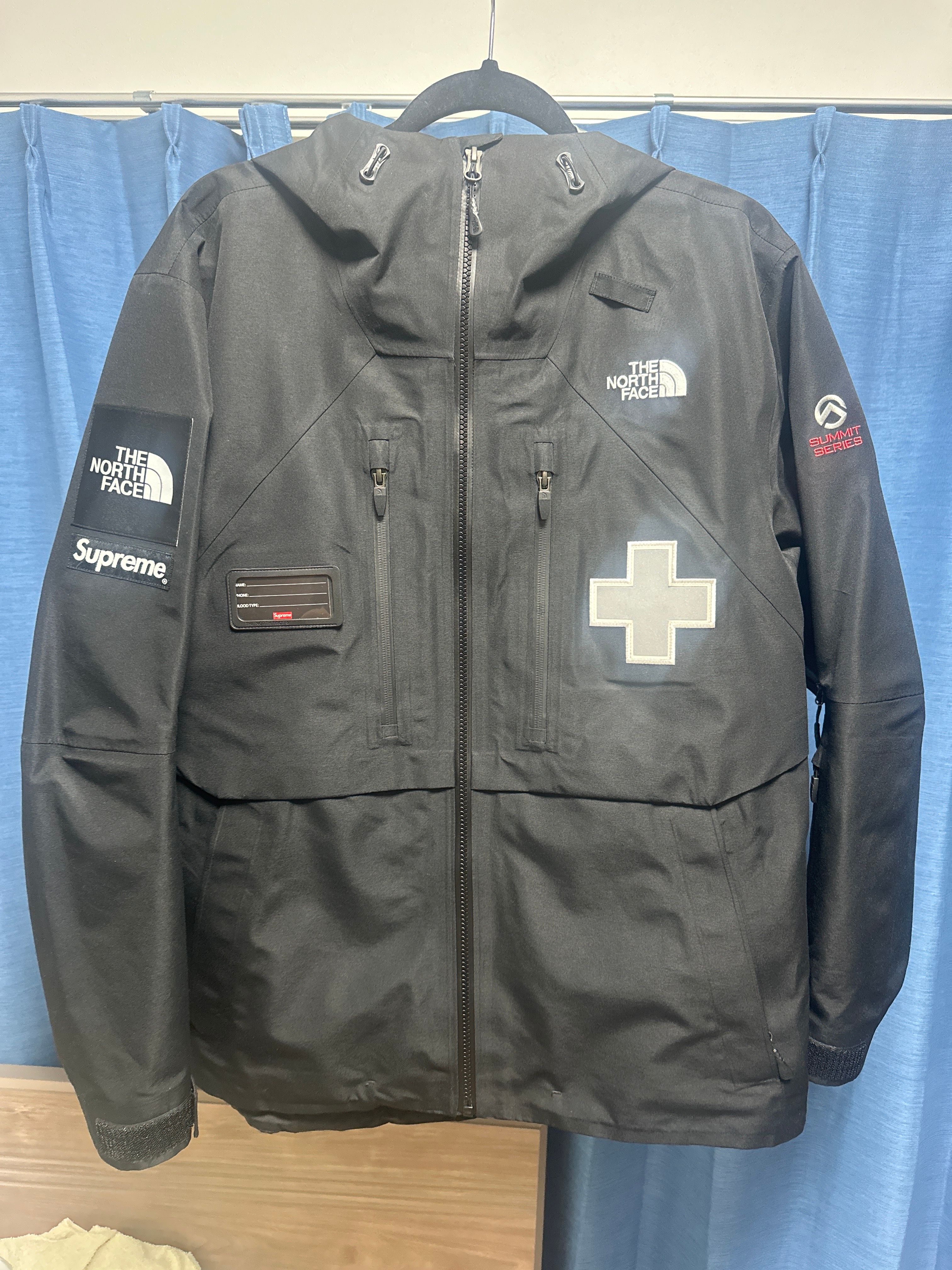 Supreme x The North Face Summit Series Rescue Mountain Pro Jacket "Black"