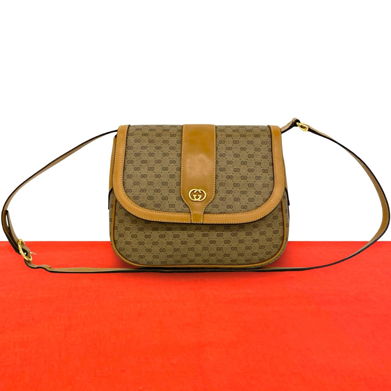GUCCI グッチ マイクロGG レザー PVC ショルダーバッグ ブラウン
31329