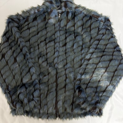 Supreme 2-Tone WINDSTOPPER Faux Fur Jacket "Blue"