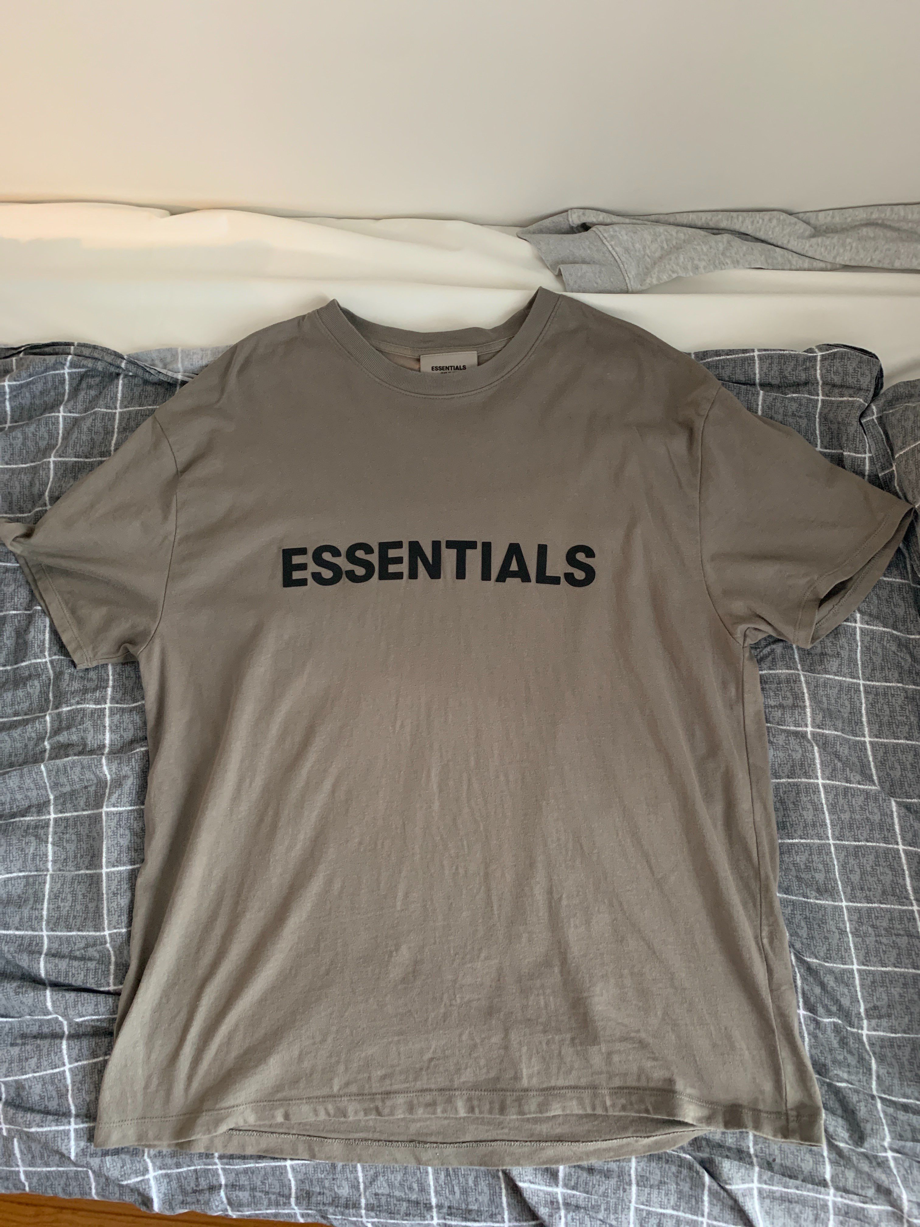 FEAR OF GOD ESSENTIALS 3D Silicon Applique Boxy T-Shirt "Gray Flannel/Charcoal"