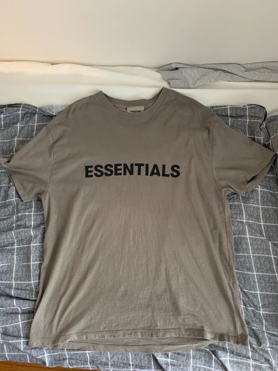 FEAR OF GOD ESSENTIALS 3D Silicon Applique Boxy T-Shirt "Gray Flannel/Charcoal"