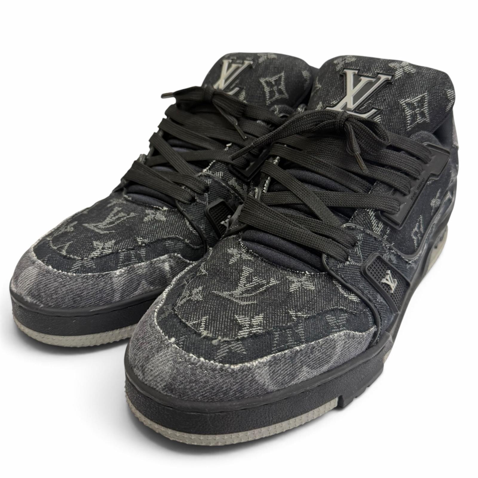 美品 ルイヴィトン ローカットスニーカー LV トレイナーライン ブラック