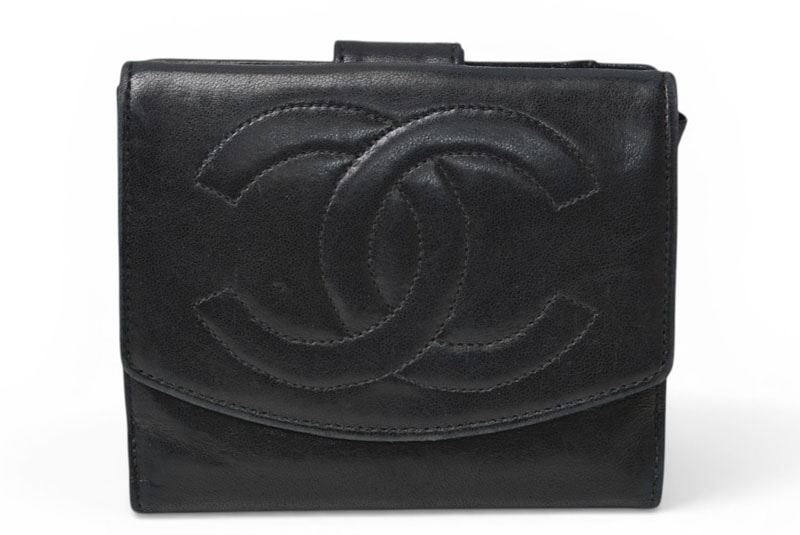 シャネル 二つ折り財布 ユニセックス