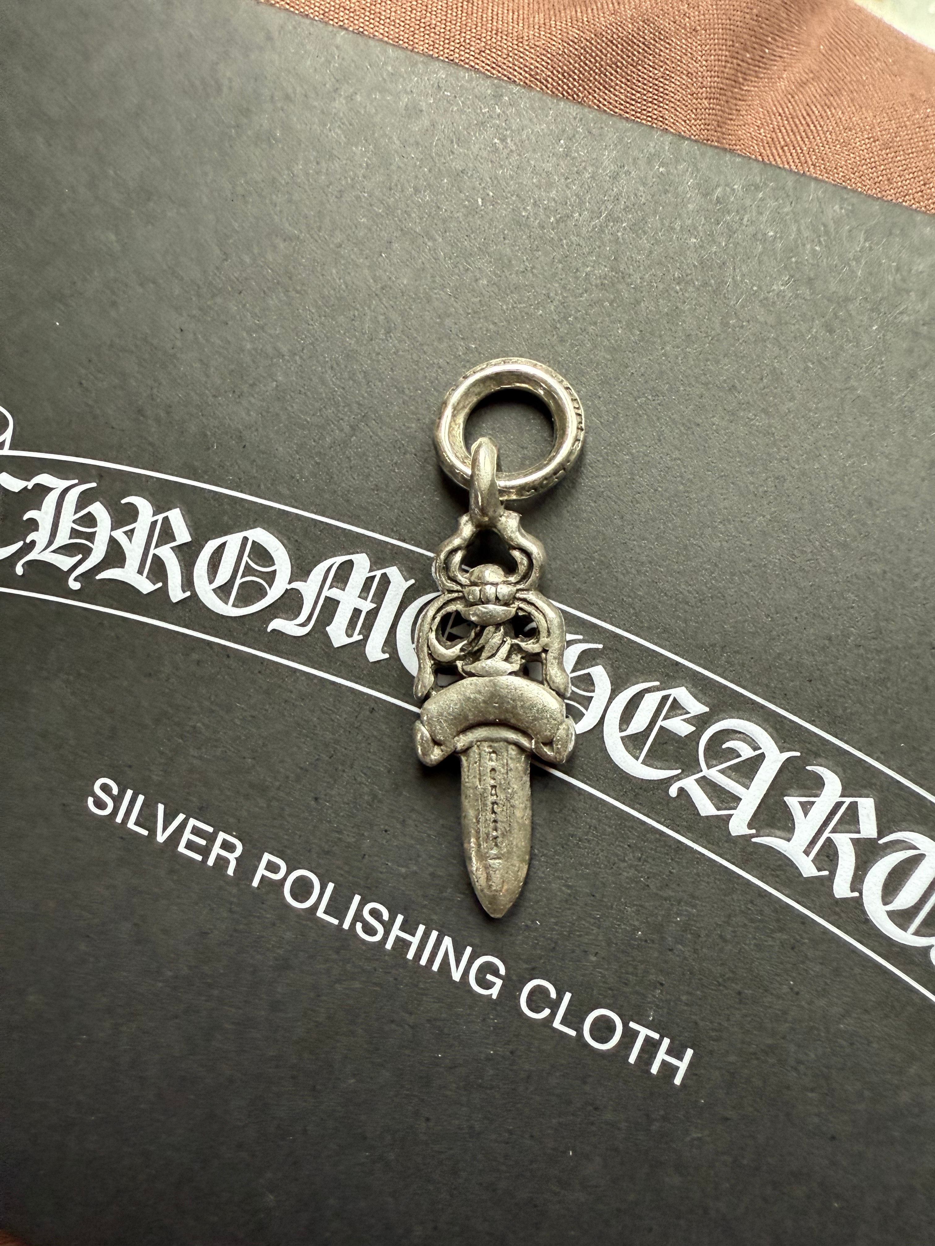 クロムハーツ ダガー チャーム "シルバー"