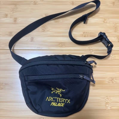 PALACE / Arc'Teryx Alpha Mantis 1 Waistpack "Black" 467952