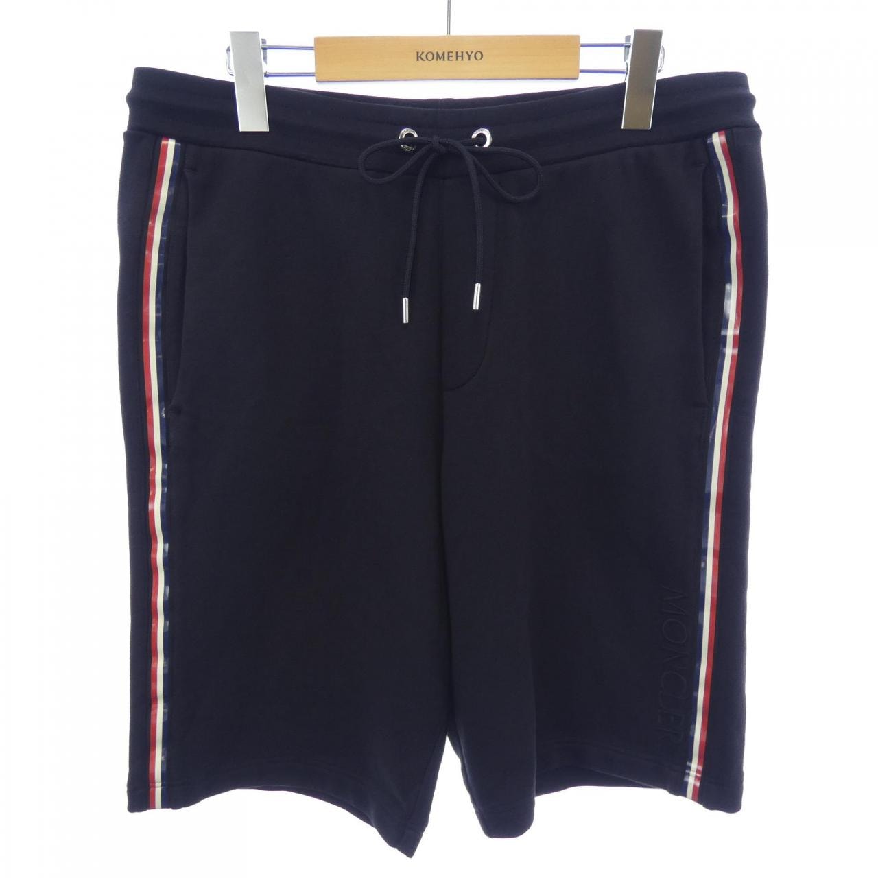 モンクレール MONCLER 10918H74010 ショートパンツ